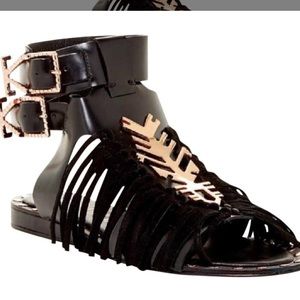 Beautiful and Rock Ivy Kirzhner Fringe Sandal. NWB